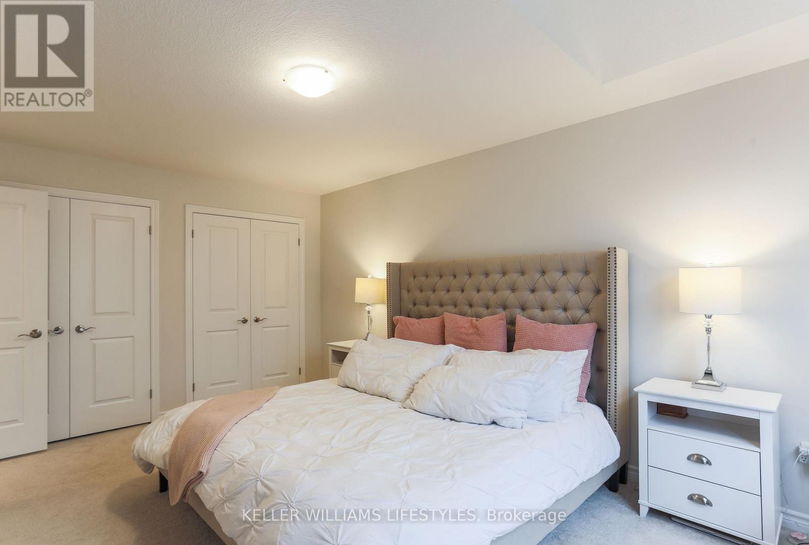 #73 1061 EAGLETRACE DRIVE - Image 18