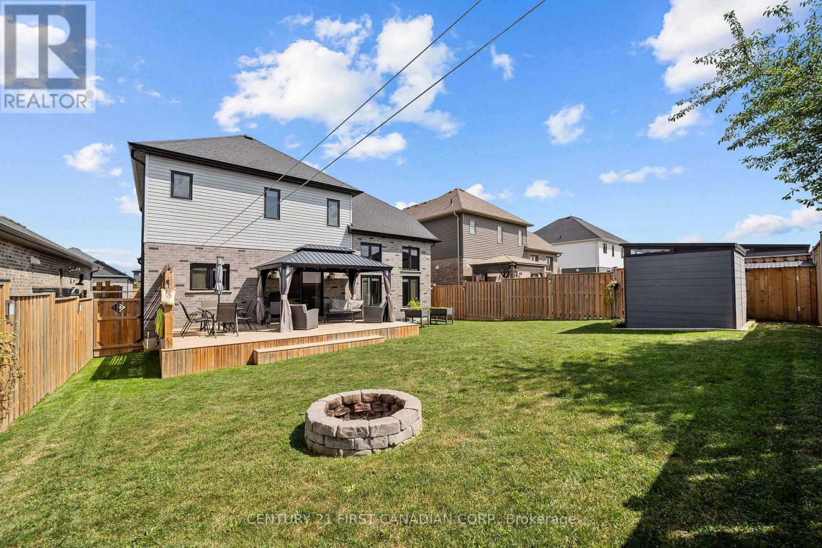5 HARDY COURT - 30