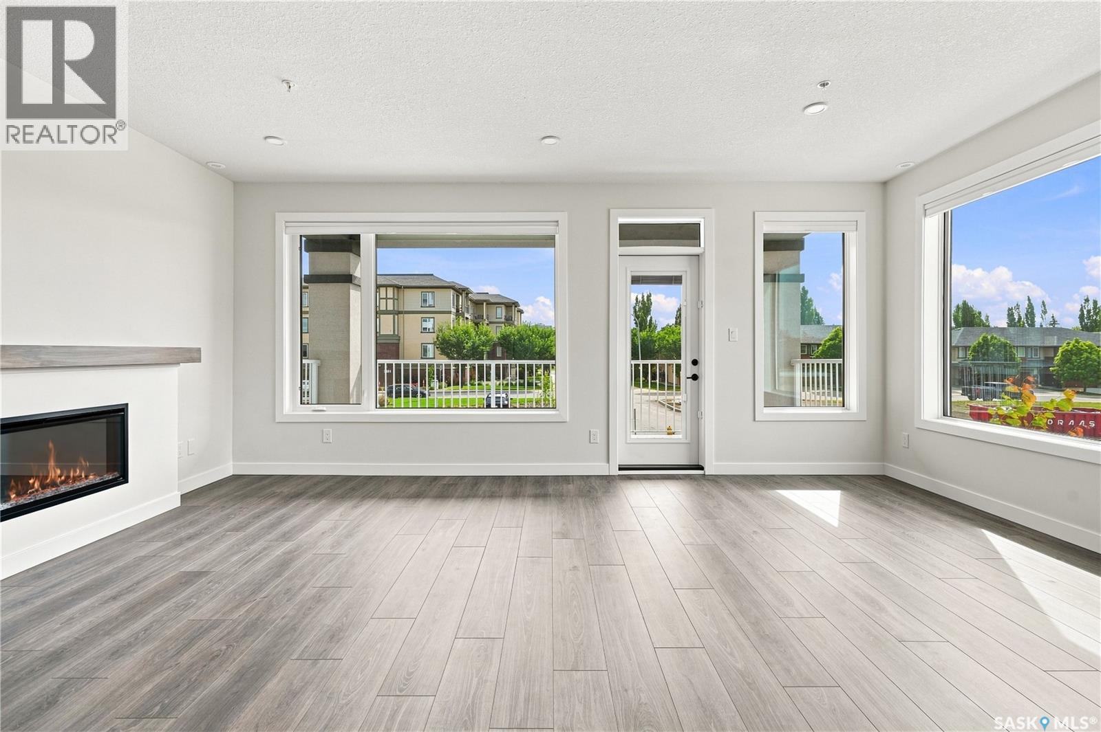 #216 3589 Evans COURT - Image 7