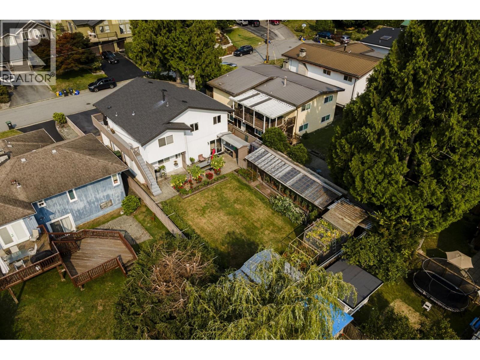 3466 UPTON ROAD, North Vancouver
