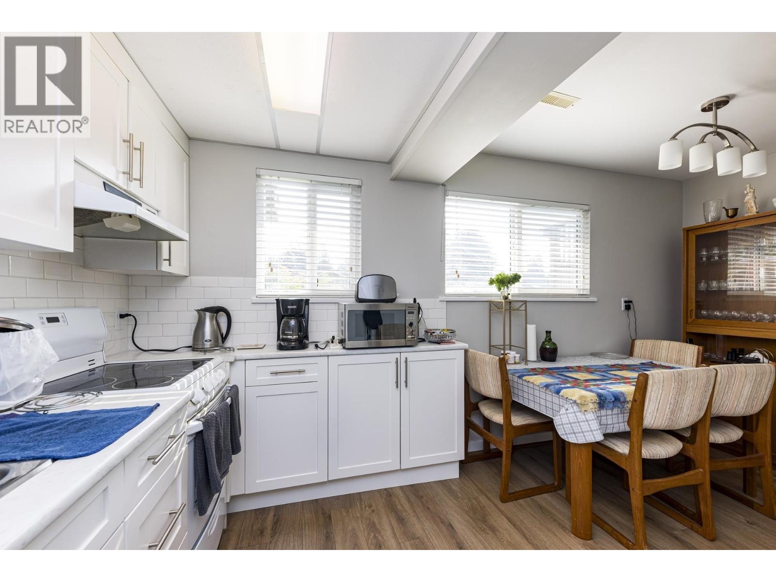3466 UPTON ROAD, North Vancouver