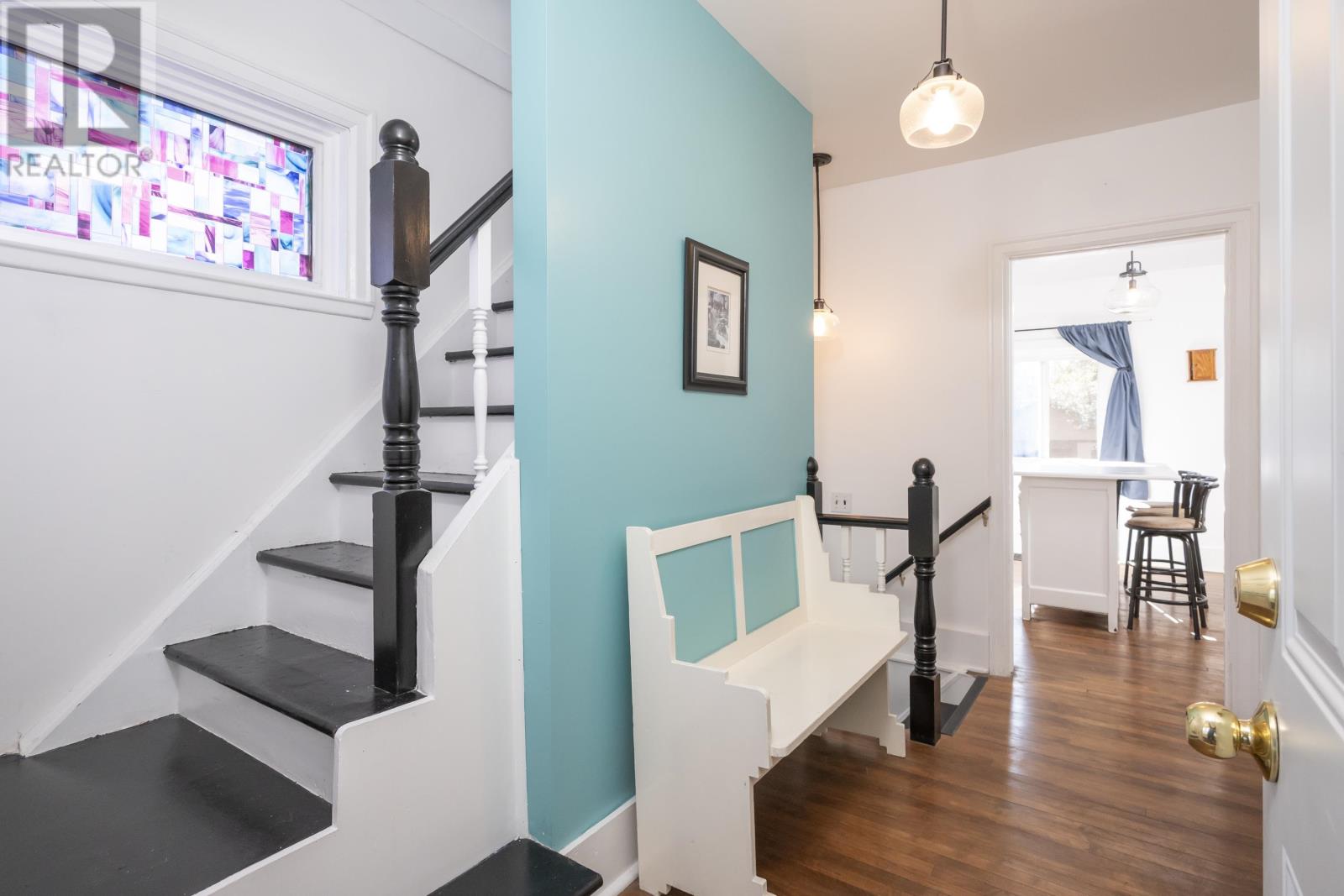 105 Machar AVE - Image 6