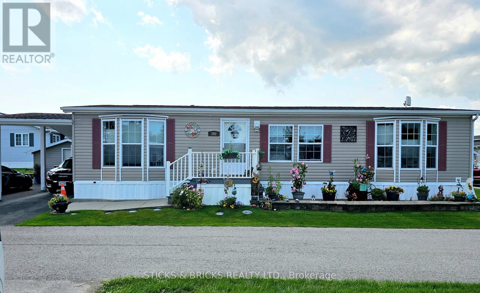 392 - 3033 TOWNLINE ROAD