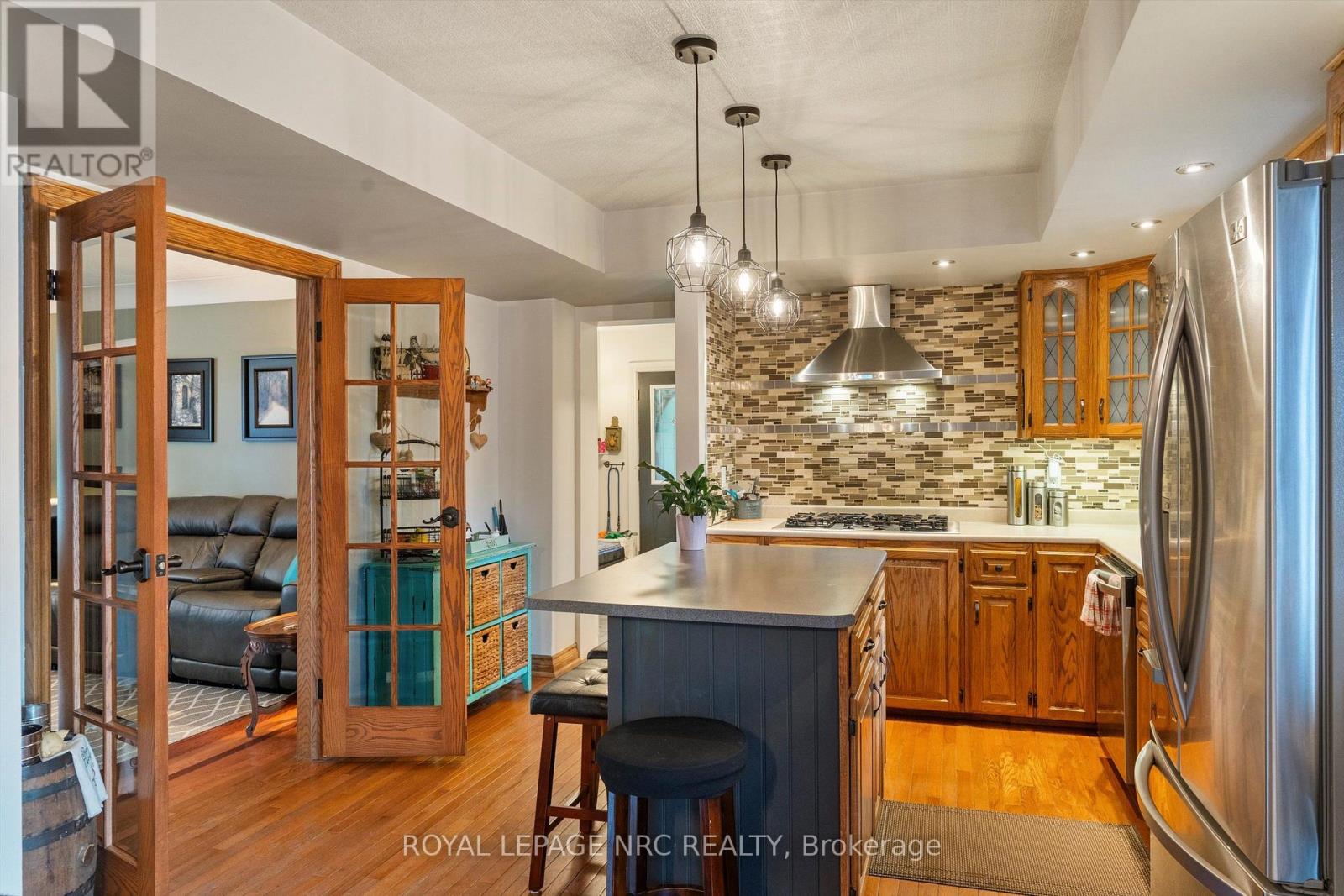 210 ONTARIO STREET - Image 7
