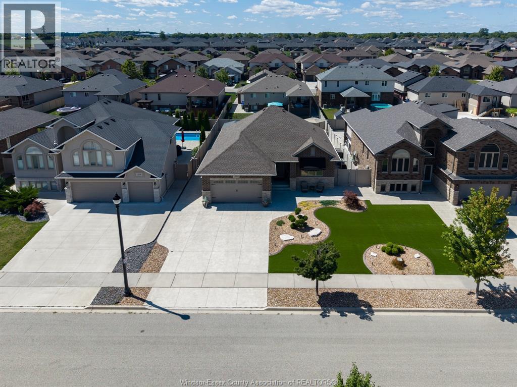 1360 LEGENDS LANE - 4