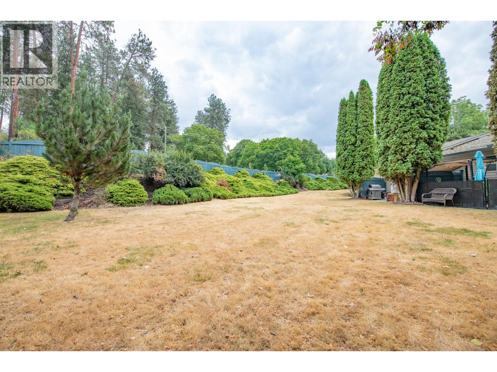 #202 1607 43 Avenue - 42