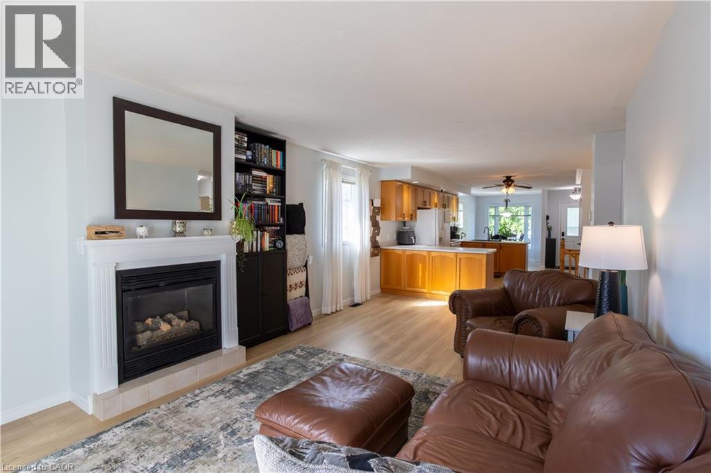 536 ST ANDREW Street - 8