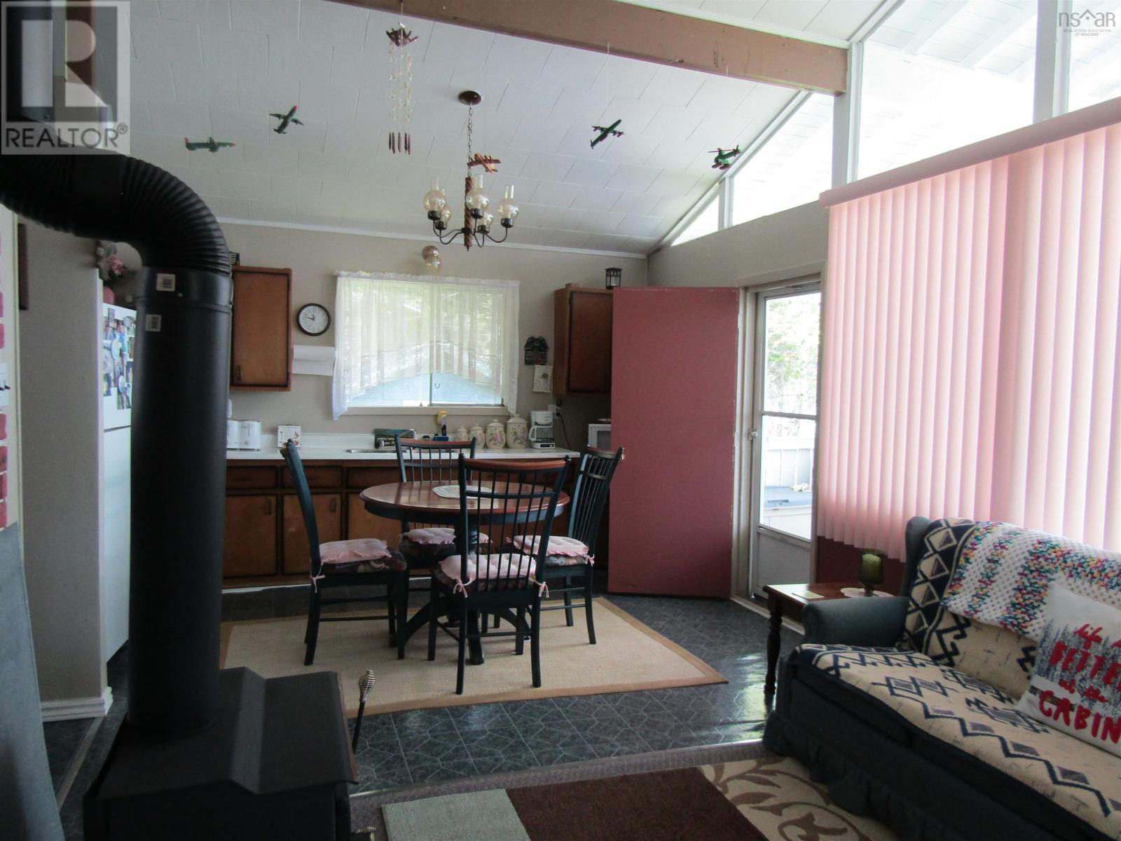 70 Sefferns Lake Drive - 23