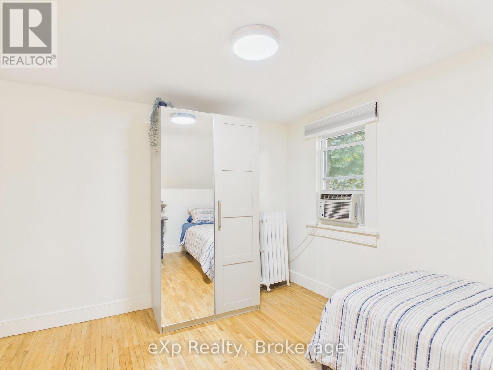 109 COLBORNE STREET S - Image 27