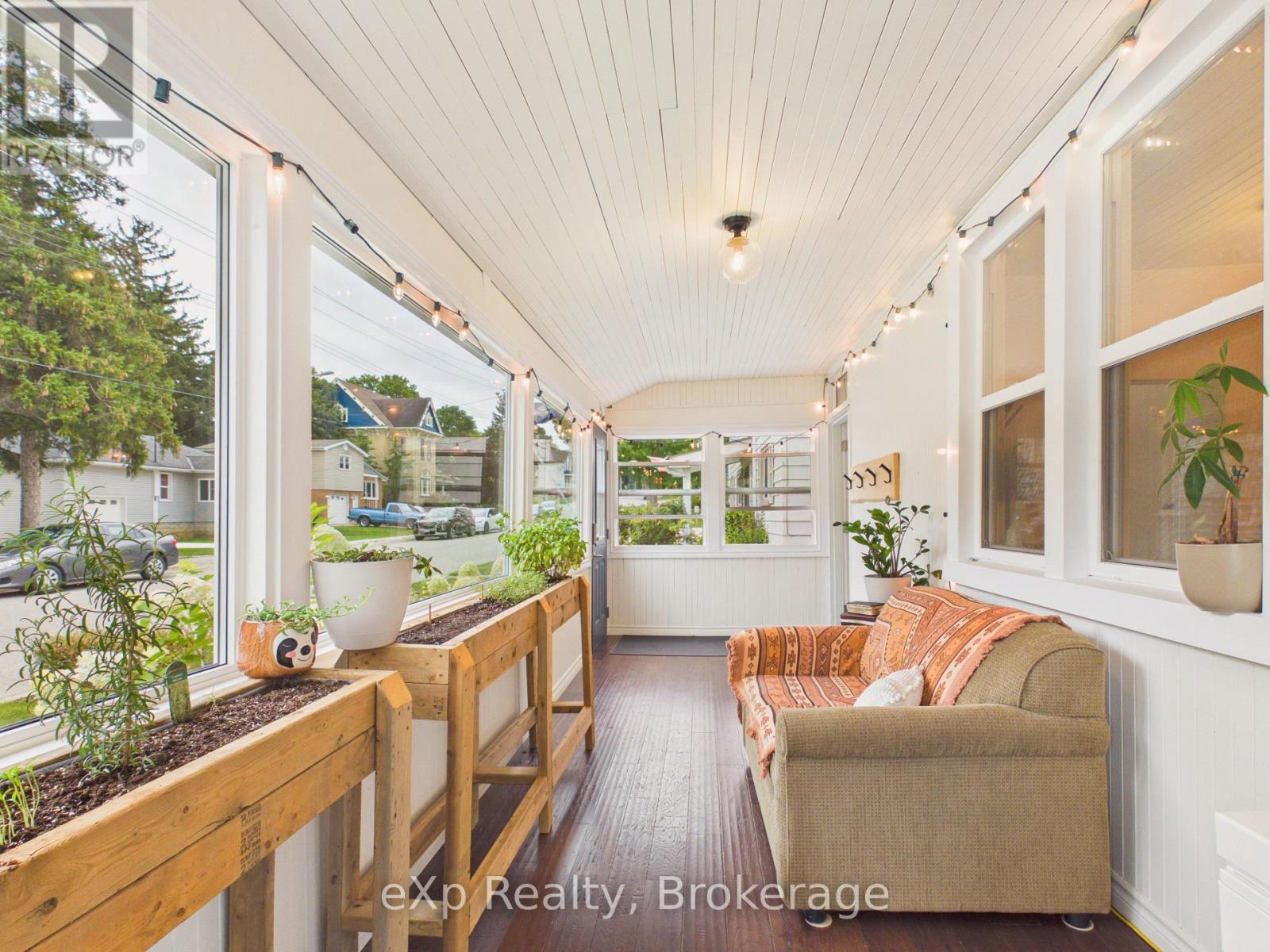 109 COLBORNE STREET S - Image 6