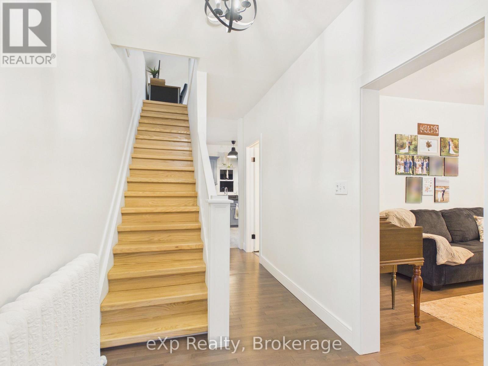 109 COLBORNE STREET S - Image 8