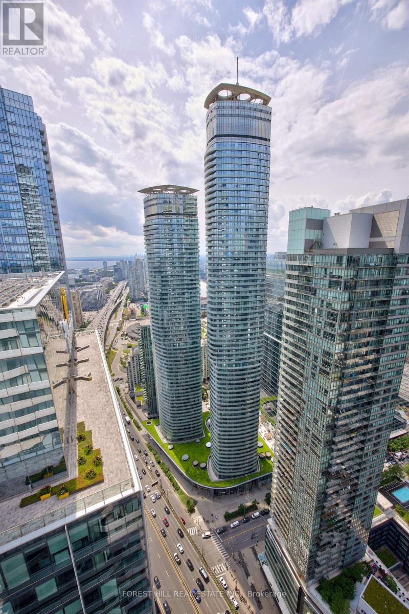#5410 100 HARBOUR STREET - Image 42