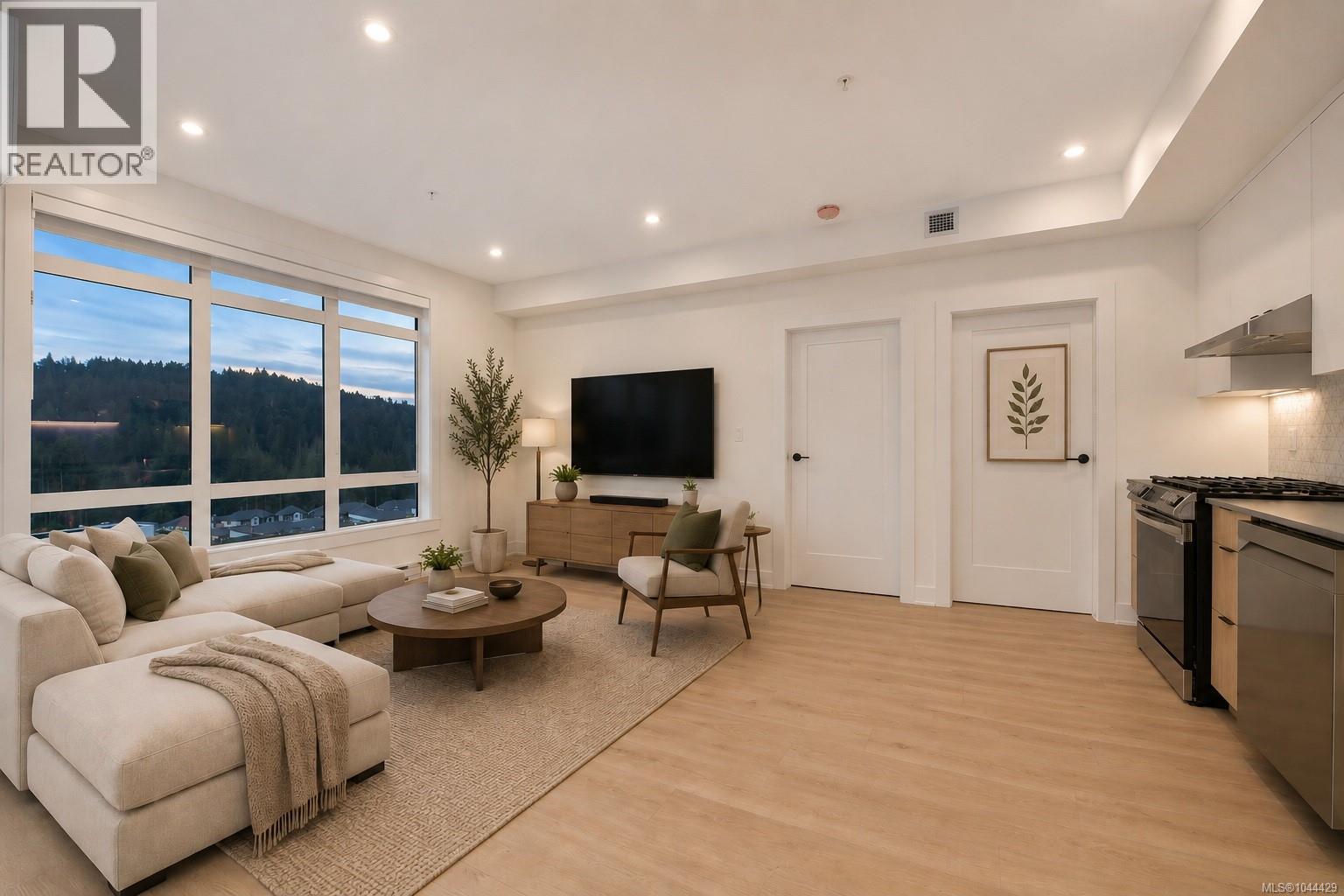 #304 1114 Samar Cres - Image 8