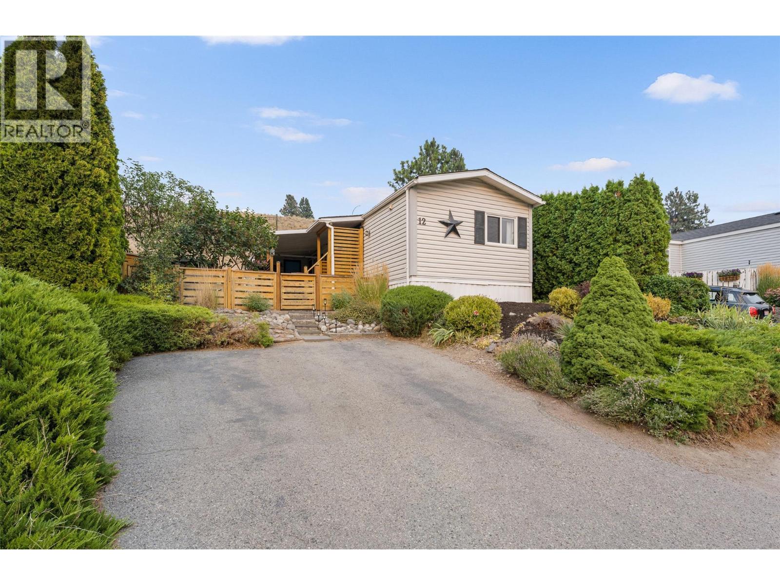 #12 610 Katherine Road - Image 34