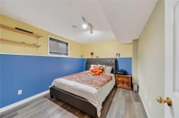 63 Jonathan Crescent, Winnipeg, MB R2R1Z3 Photo 13