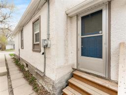 427 Riverton Avenue, Winnipeg, MB R2L0N6 Photo 25