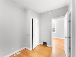 427 Riverton Avenue, Winnipeg, MB R2L0N6 Photo 18