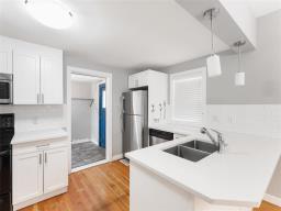 427 Riverton Avenue, Winnipeg, MB R2L0N6 Photo 11