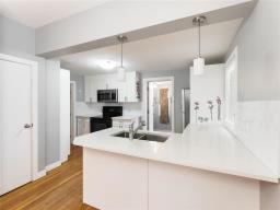 427 Riverton Avenue, Winnipeg, MB R2L0N6 Photo 10