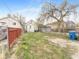 427 Riverton Avenue, Winnipeg, MB R2L0N6 Photo 29