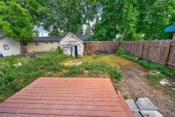 99 Berlin Street, Winnipeg, MB R2L1J1 Photo 39