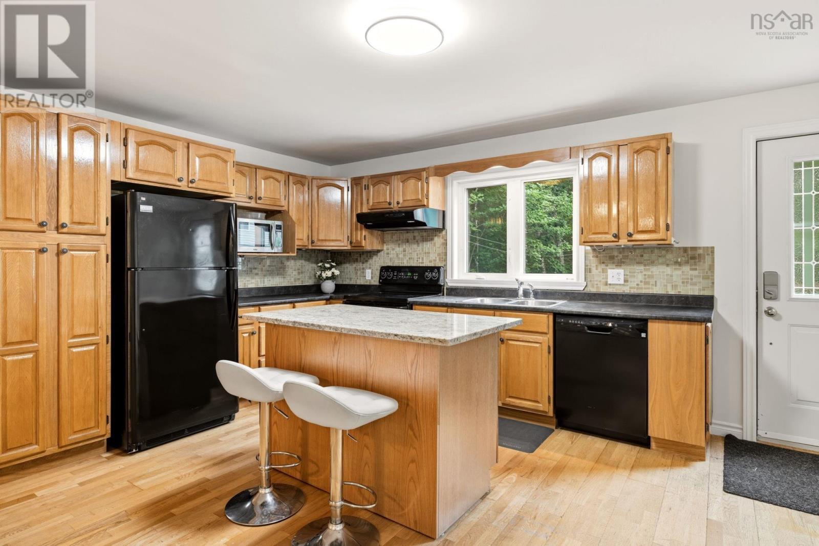 Property 27 of 44 of 47 Stone Mount Drive