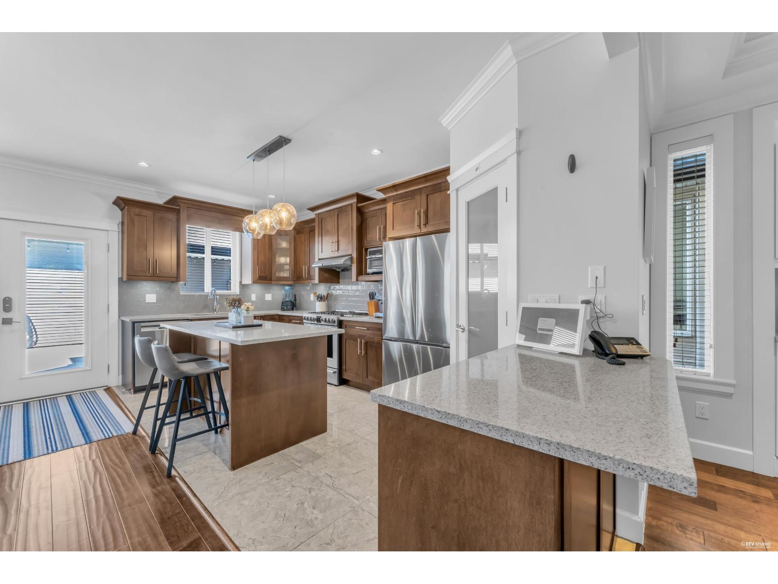 7701 211A STREET, Langley