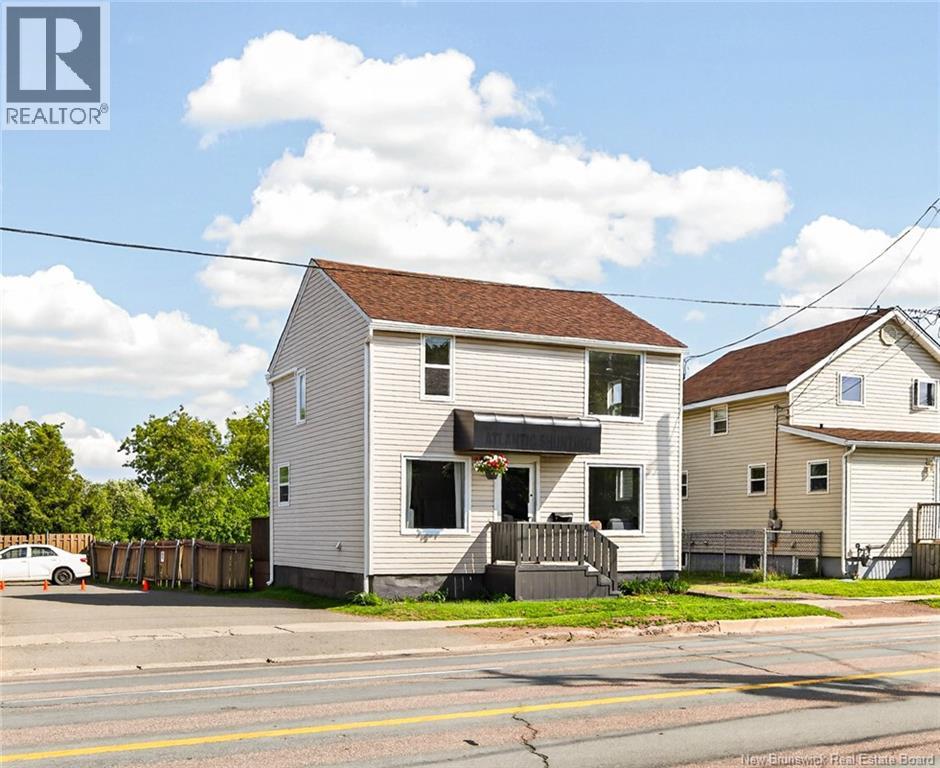 1702 Main Street