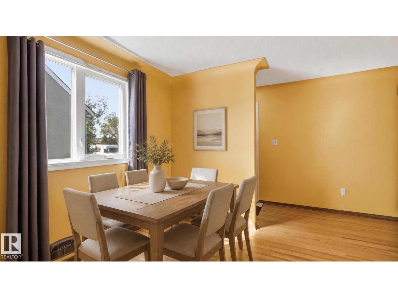 11415 106 ST NW - 15
