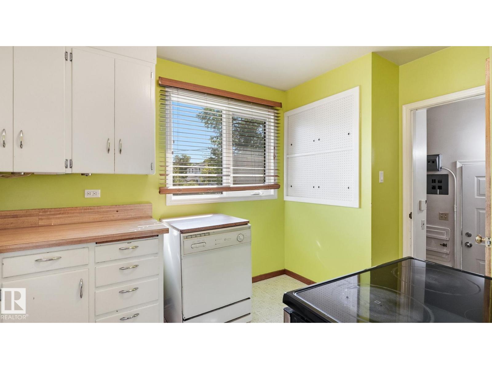 11415 106 ST NW - 21