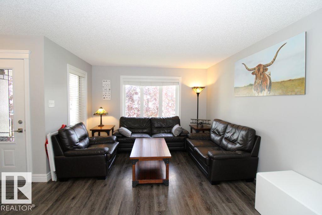 31 Harvest Ridge Dr photo 5 — MLS® E4505427