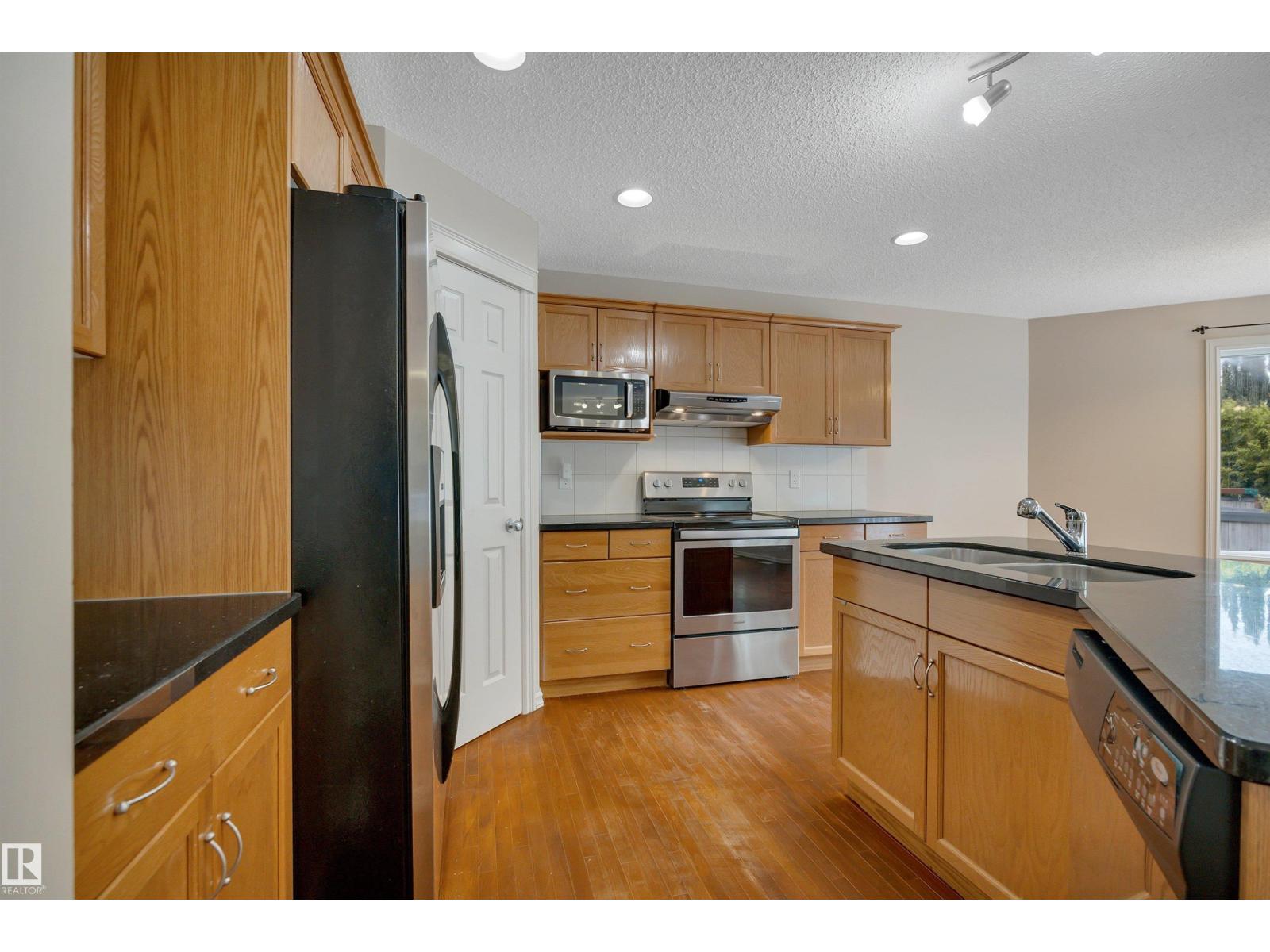 3080 SPENCE WD SW - Image 10