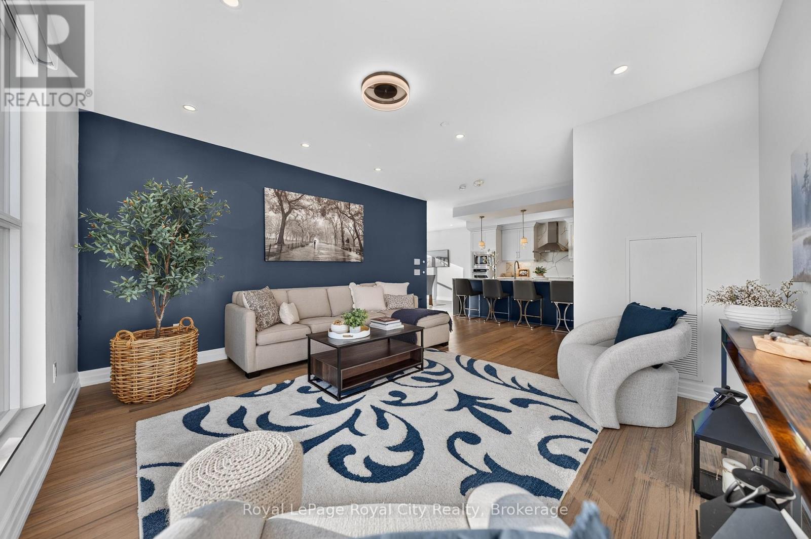 #305 1880 GORDON STREET - Image 21
