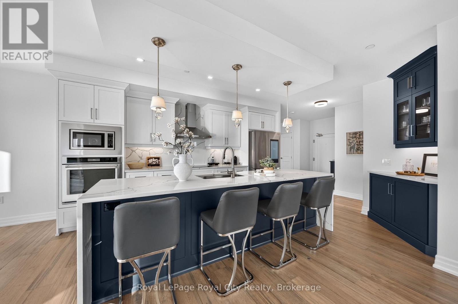 #305 1880 GORDON STREET - 7