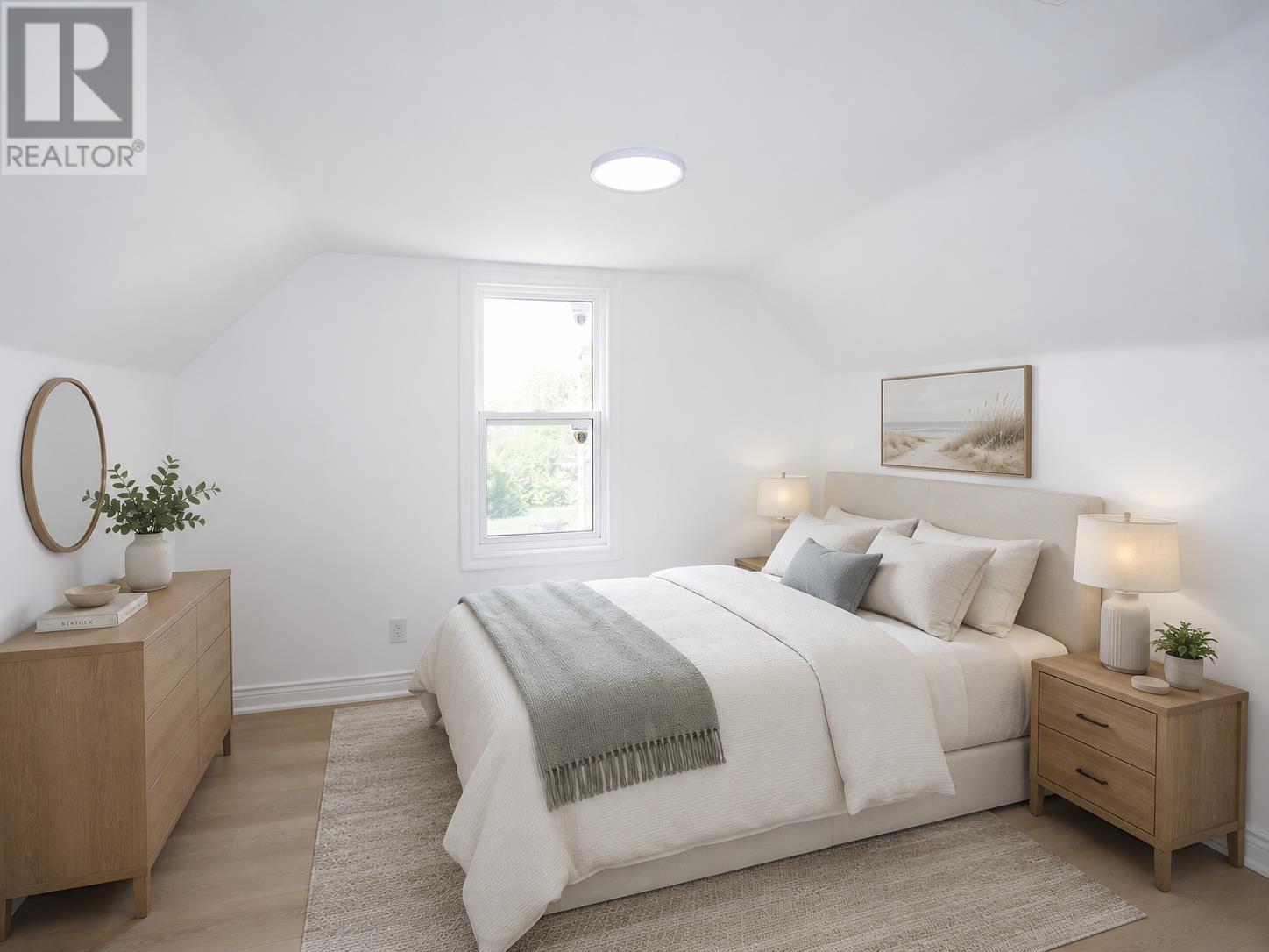 54 Cathcart ST - Image 10