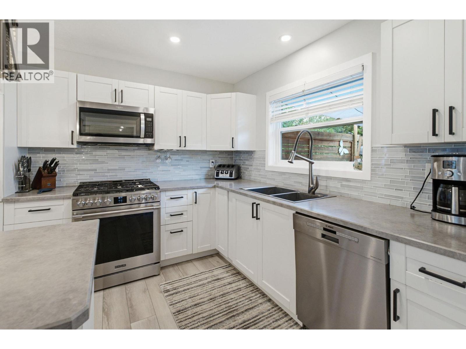 3367 Wolfe Road - Image 9