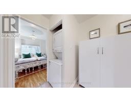 B - 61 Cameron Street, Toronto, ON M5T2H1 Photo 18