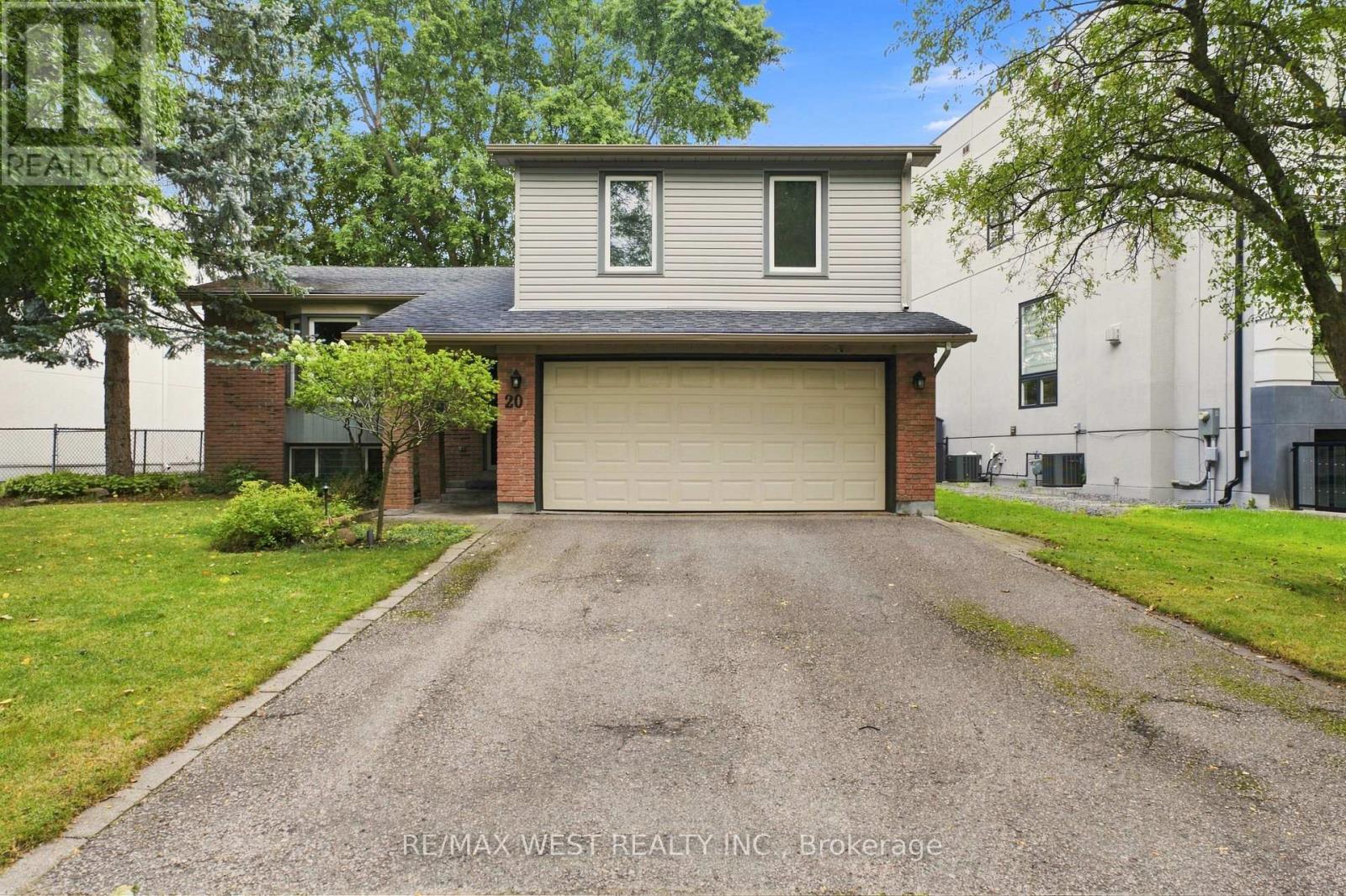 20 SANDERSON CRESCENT