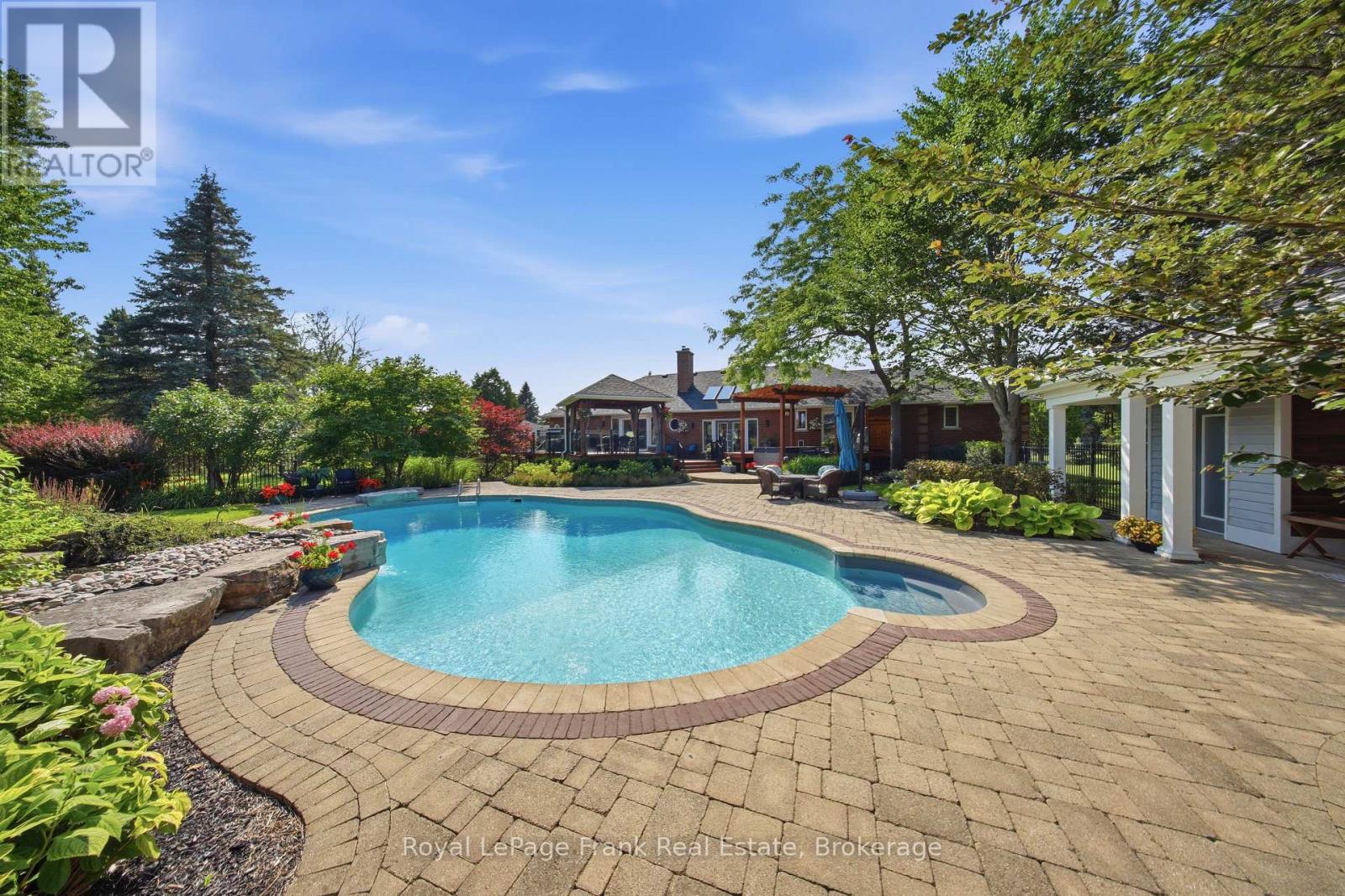 5 CRAIG COURT - Image 33