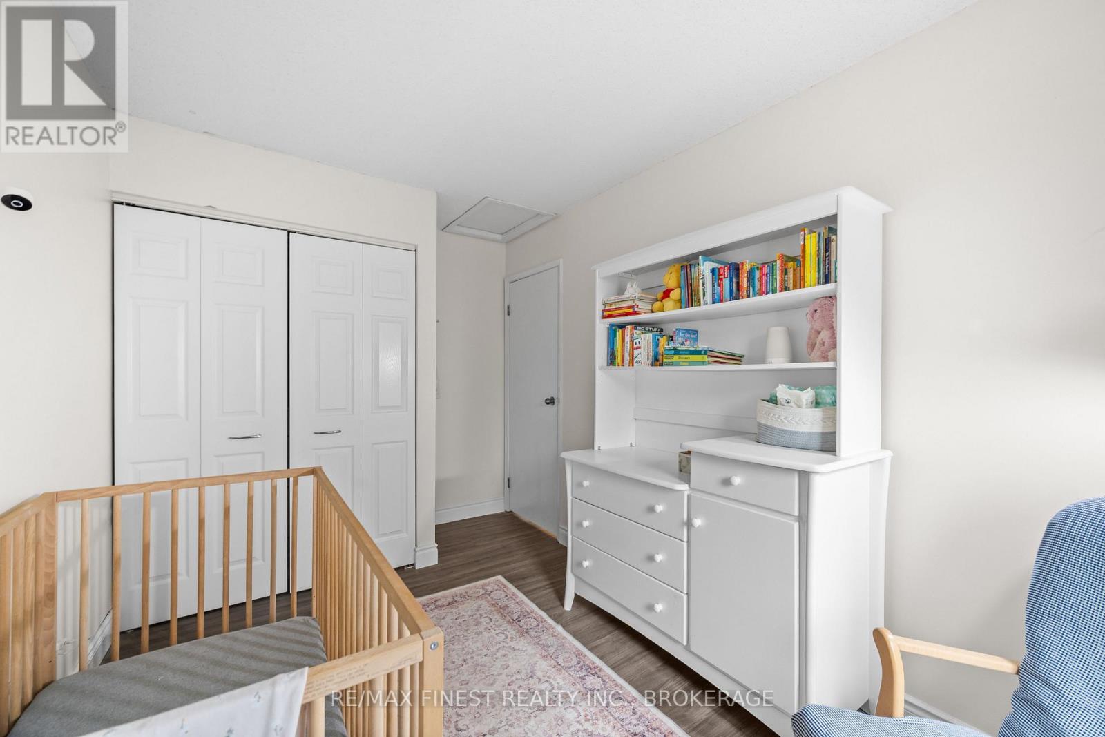 860 BEACONHILL COURT - 22