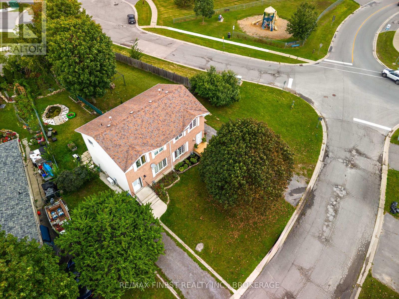 860 BEACONHILL COURT - Image 33