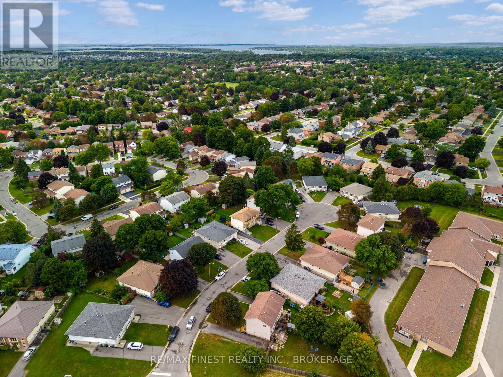 860 BEACONHILL COURT - 37