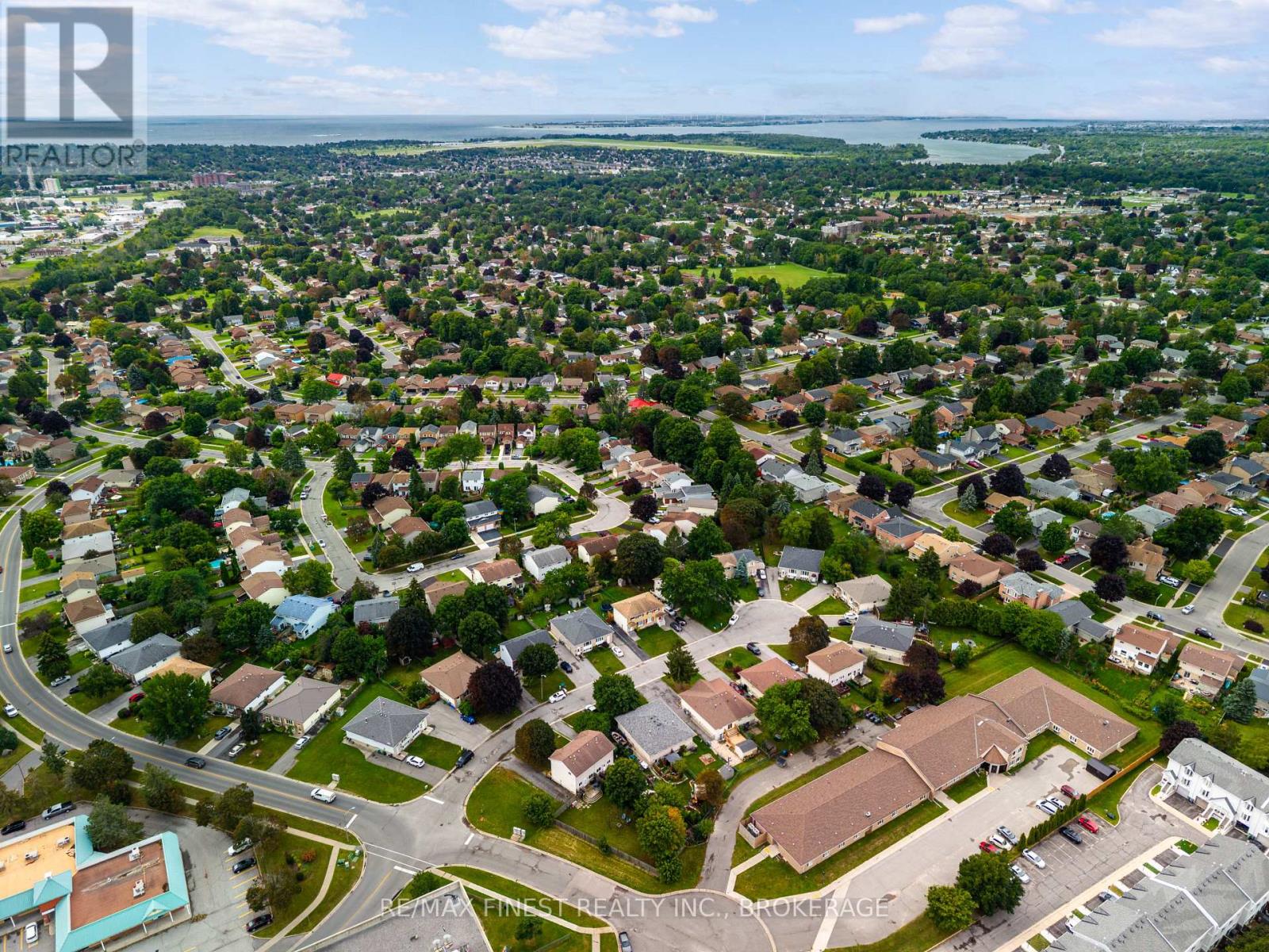 860 BEACONHILL COURT - 38