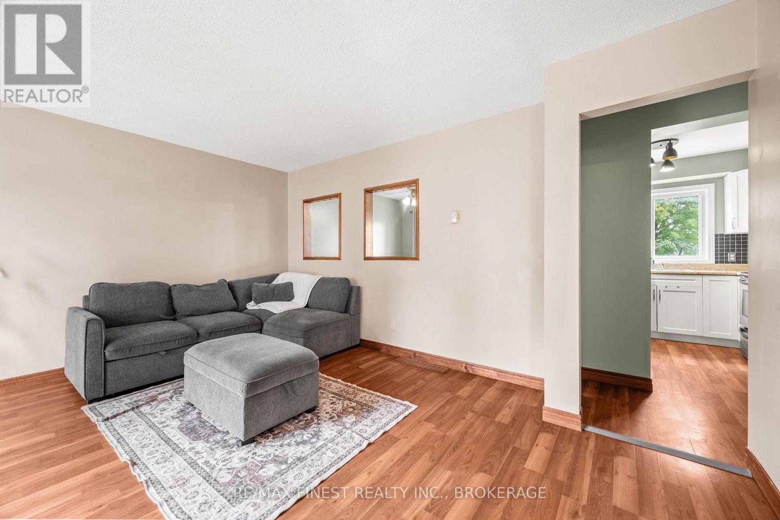 860 BEACONHILL COURT - 5