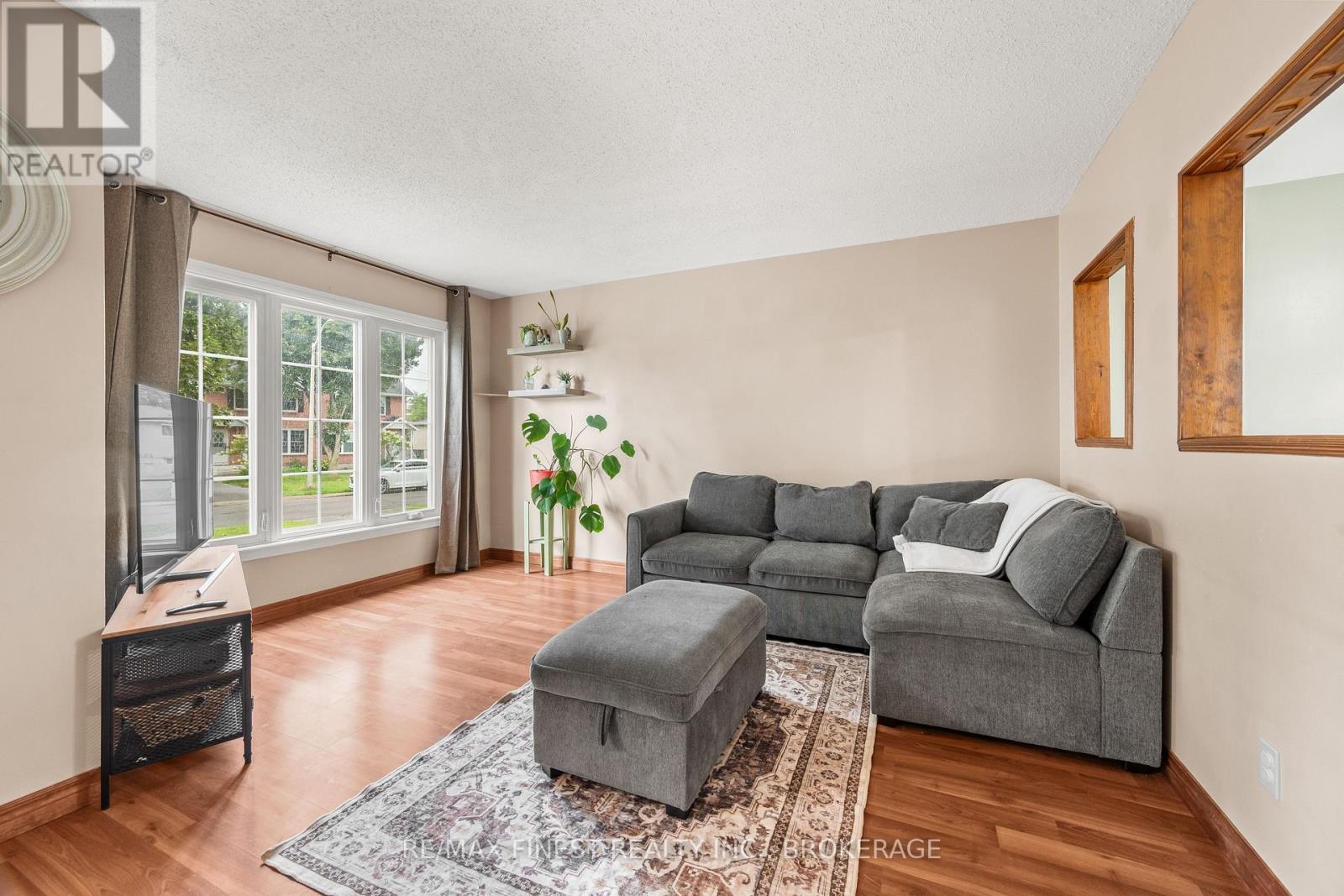 860 BEACONHILL COURT - Image 6