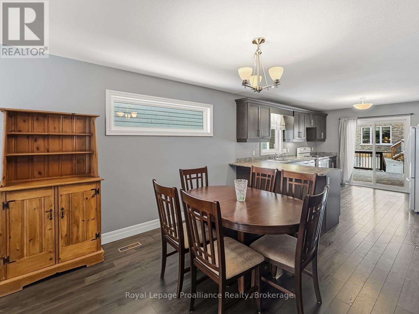 8 TESSA BOULEVARD - Image 11