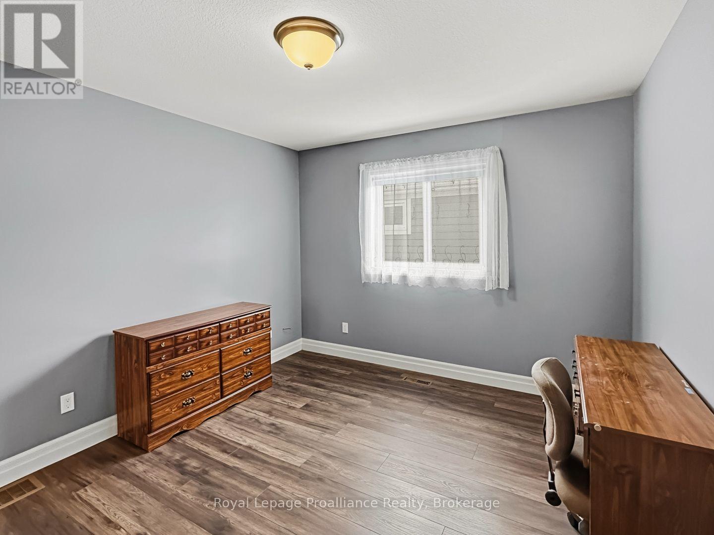 8 TESSA BOULEVARD - Image 21