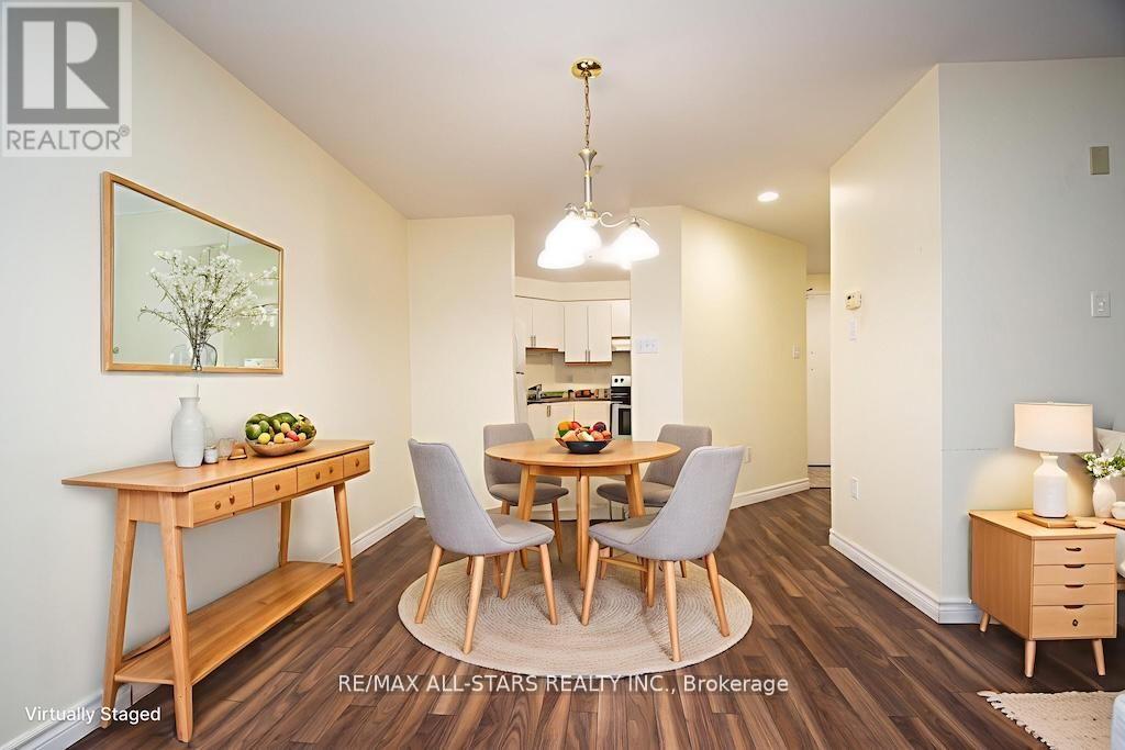 #106 8 HURON STREET - Image 14