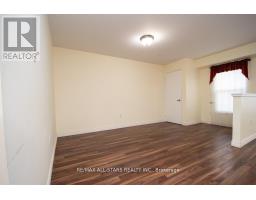 106 - 8 Huron Street, Kawartha Lakes, ON K9V6K3 Photo 12