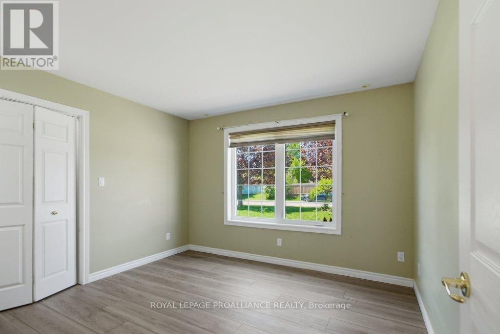 51 APPLEWOOD DRIVE - Image 30